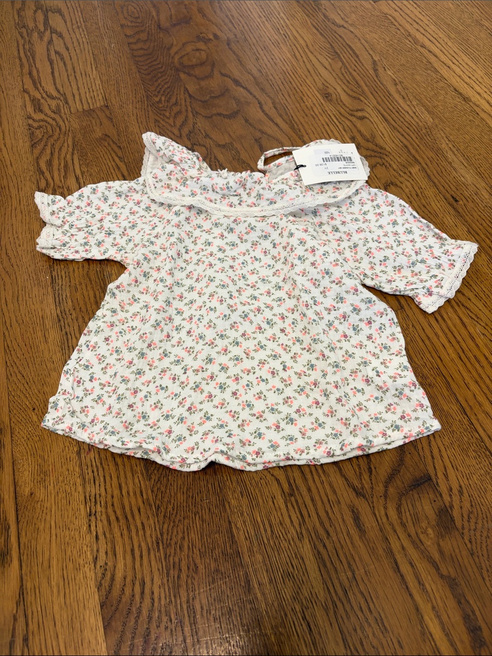 Girls' White Floral Ruffle Sleeve Top